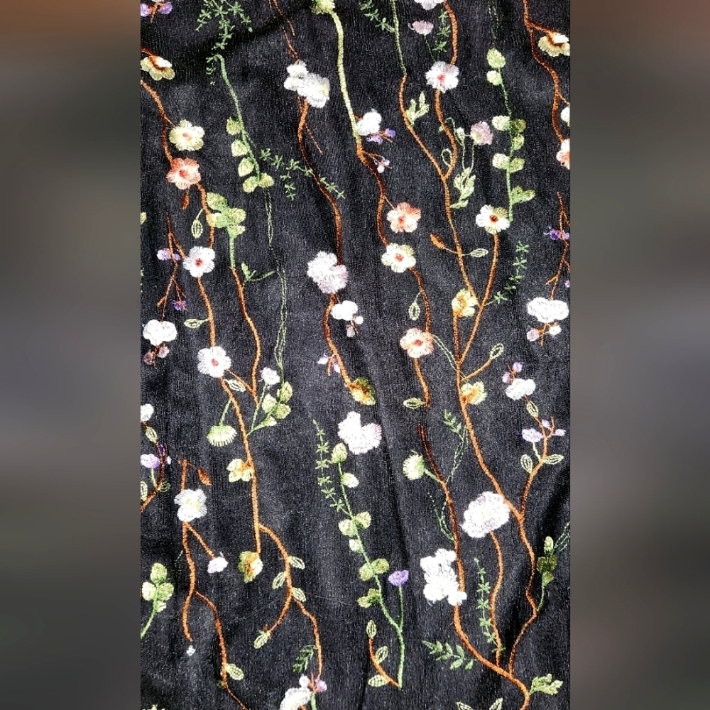 Spense Black Embroidered Floral Dress Sheer Overlay Size 4 - Picture 6 of 7